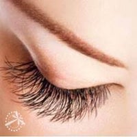 7/24/2013 tarihinde Extensiones de Pestañas ITCHELL Lashesziyaretçi tarafından Extensiones de Pestañas ITCHELL Lashes'de çekilen fotoğraf