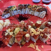 Photo taken at Sushi a GoGo by Bruno on 9/21/2019