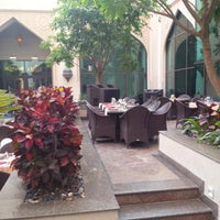 7/26/2013 tarihinde Gmar 7.ziyaretçi tarafından Al Manzil Courtyard'de çekilen fotoğraf