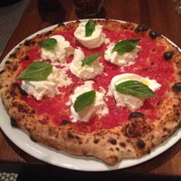 Photo taken at Verde Pizza Napoletana by Katie G. on 11/26/2014