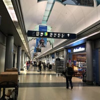 Photo taken at Chicago O&amp;#39;Hare International Airport (ORD) by Ryan Y. on 9/25/2017