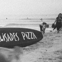 Das Foto wurde bei Palisades Pizza von Palisades Pizza am 8/31/2014 aufgenommen