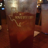 Photo taken at Snuffers by Ricardo S. N. on 5/22/2013