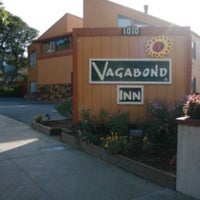 Das Foto wurde bei Vagabond Inn Monterey von Vagabond I. am 8/26/2013 aufgenommen