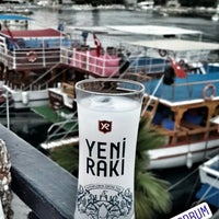 Photo taken at Kardeşler Balık Restourant by Polat Y. on 6/26/2018