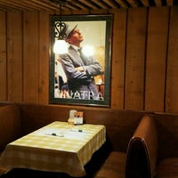 10/9/2016 tarihinde Maribel S.ziyaretçi tarafından Frank&amp;#39;s Pizzeria &amp;amp; Restaurant'de çekilen fotoğraf