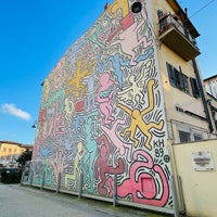 Photo taken at Murales di Keith Haring &amp;quot;Tuttomondo&amp;quot; by Daniel Miki F. on 12/28/2022