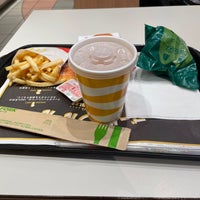 Photo taken at McDonald&amp;#39;s by いとまチョップ on 2/23/2024