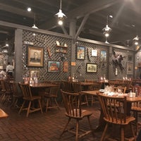 Photo taken at Cracker Barrel Old Country Store by Betty R. on 6/1/2017