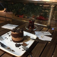 Das Foto wurde bei Cafe Şölen von Merve S. am 12/3/2023 aufgenommen