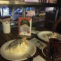 Das Foto wurde bei Cafe Şölen von Merve S. am 9/24/2023 aufgenommen