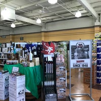 Foto scattata a Binny&amp;#39;s Beverage Depot da Brenda C. il 7/11/2018