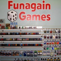 Foto tirada no(a) Funagain Games por Funagain Games em 7/27/2013