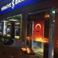 Photo taken at Türkiye İş Bankası Sanayi Şubesi by  Berkay T. on 12/10/2016