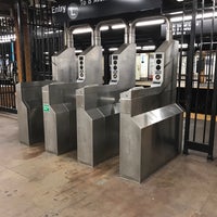 Photo taken at MTA Subway - 3rd Ave (L) by Chris M. on 6/28/2017