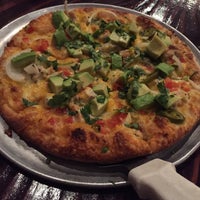 Das Foto wurde bei Pandora&amp;#39;s Pizza von Austin B. am 11/23/2015 aufgenommen