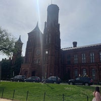 Photo taken at Smithsonian Castle Visitor History by Todd S. on 4/8/2023