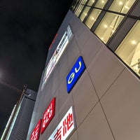 Gu 上野の衣料品店