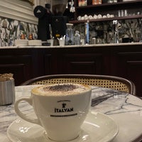 12/16/2023 tarihinde Aslı A.ziyaretçi tarafından Caffe İtalyan'de çekilen fotoğraf