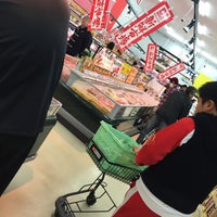 Photo taken at ダイレックス 熊本店 by Cecil E. on 1/25/2015