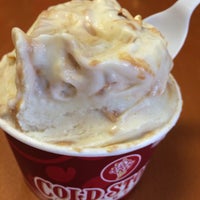 Photo taken at Cold Stone Creamery by Diane D. on 9/14/2014