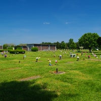 Foto diambil di Glen Haven Memorial Park oleh burialplanning.com pada 8/19/2013