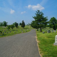 Photo taken at Lincoln Memorial Cemetery by burialplanning.com on 10/2/2013