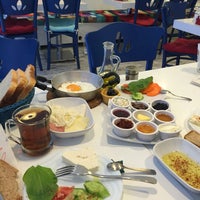 4/6/2016 tarihinde Ilknur K.ziyaretçi tarafından Mavi Kahvaltı &amp;amp; Cafe'de çekilen fotoğraf