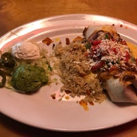 Foto diambil di Roja Mexican Grill + Margarita Bar oleh Steve G. pada 9/9/2017