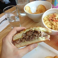 Снимок сделан в HBH Gourmet Sandwiches &amp;amp; Smoked Meats пользователем J Crowley 12/15/2012