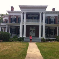 7/4/2012에 Jessica J.님이 Rockwood Manor에서 찍은 사진
