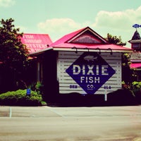 Photo taken at Dixie Fish Co. by Mason J. on 7/27/2013