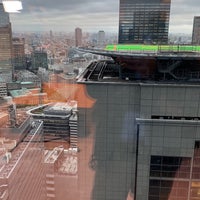 Photo taken at The Otemachi Tower by yo3yo3yo3 y. on 10/5/2022