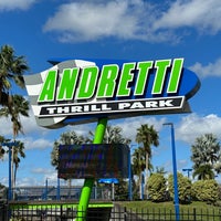 Foto tirada no(a) Andretti Thrill Park por Andrew W. em 11/12/2022