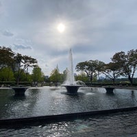 Photo taken at Wadakura Fountain Park by 白身魚 on 10/25/2023