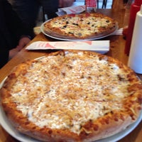 2/3/2015 tarihinde İbrahim C.ziyaretçi tarafından Bronzo Pizza'de çekilen fotoğraf