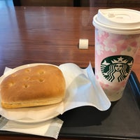 Photo taken at Starbucks by ichigo 4. on 2/21/2021