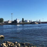 Photo taken at Морской Канал Золотые Ворота by Tavluy T. on 6/13/2020
