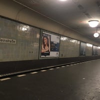 Photo taken at U Schönleinstraße by Tavluy T. on 5/5/2019