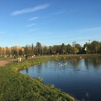 Photo taken at Polyustrovo Park by Tavluy T. on 5/25/2020