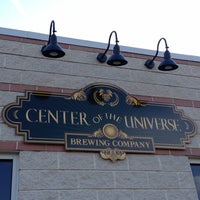 Foto tirada no(a) Center of the Universe Brewing Company por Dean B. em 12/2/2012
