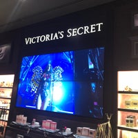 Photo taken at Victoria&amp;#39;s Secret by Philippe D. on 7/21/2018