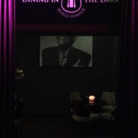 Photo prise au Dining In The Dark KL par SindyKsy le9/2/2018