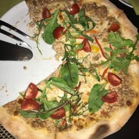 6/15/2018 tarihinde Mila D.ziyaretçi tarafından Pizza House 360'de çekilen fotoğraf