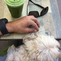 Photo taken at Nekter Juice Bar by Nikolas R. on 4/23/2016