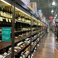 Photo taken at Total Wine &amp;amp; More by Pat T. on 10/13/2020
