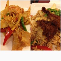 Foto diambil di Thai Cuisine oleh Joy S. pada 11/2/2013