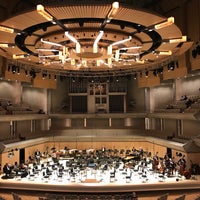 Снимок сделан в Toronto Symphony Orchestra пользователем Elcin V. 9/22/2018