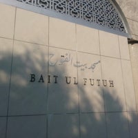 Photo taken at Baitul Futuh Mosque by Kanwal on 9/5/2013