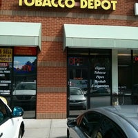 Photo prise au Cigar Tobacco Depot par Sol I. le9/23/2013